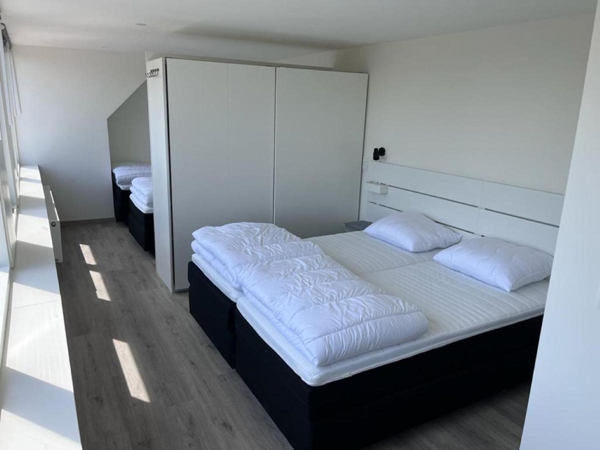 Comfortabele Woning Met Omheinde Tuin Aan Water Voor 12 P Остбург Экстерьер фото